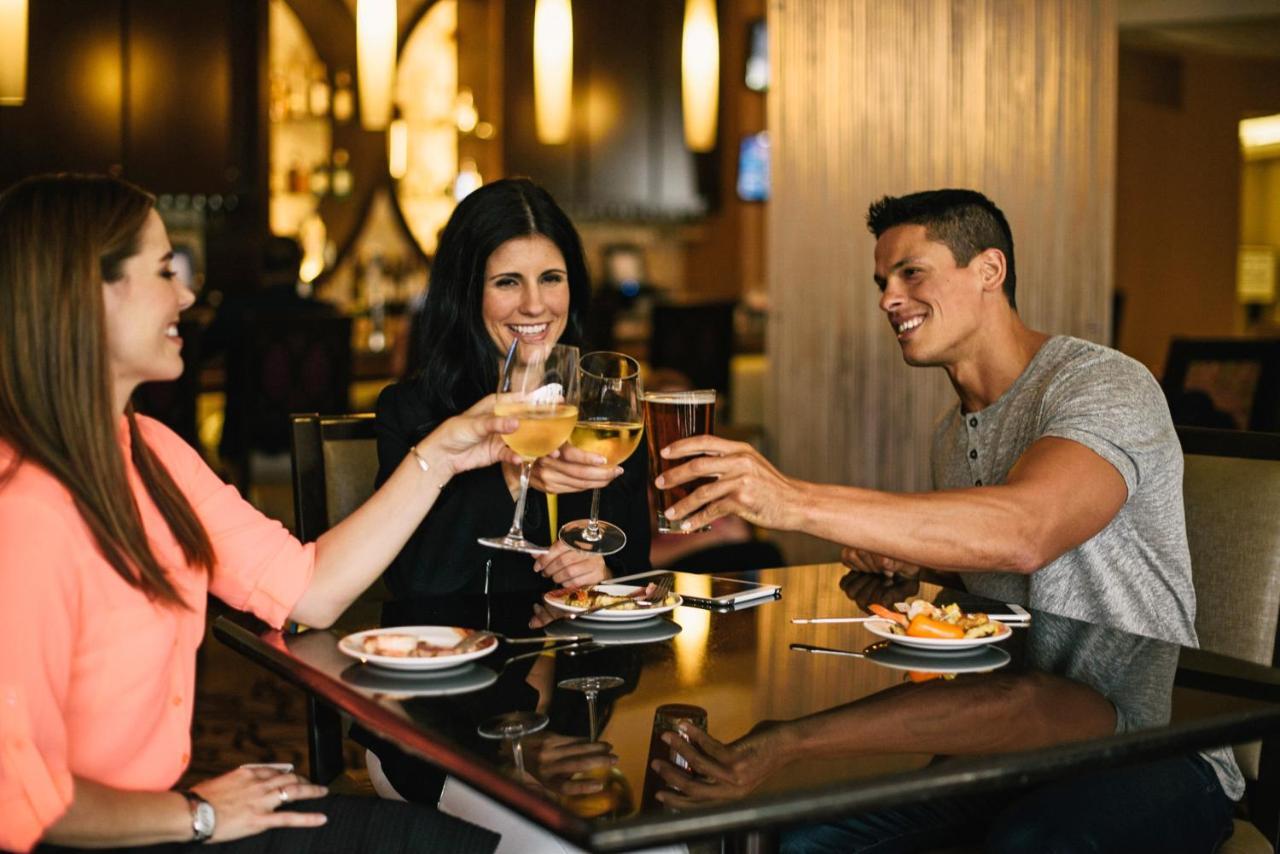 奥兰多会议中心罗森广场酒店 Williamsburg 外观 照片